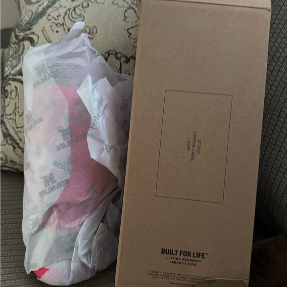 Pink Parade, Limited Edition Stanley - Picture 2 of 4